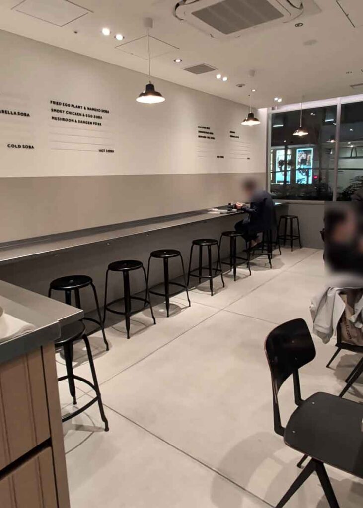 入口からみたところ